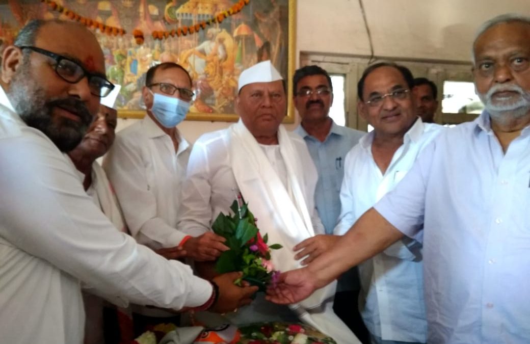 साहेबराव पाटील यांचे वाढदिवसानिमित्त अभिष्टचिंतन !