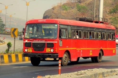 सणासुदीसाठी एस टी महामंडळाची जनतेसाठी १५०० जादा गाड्यांची कुमक