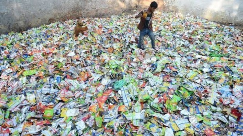 स्वच्छ मनमाड व प्लास्टिक पुनर्वापर योजना : विकास दादा काकडेंचे मनमाडकरांना आवाहन