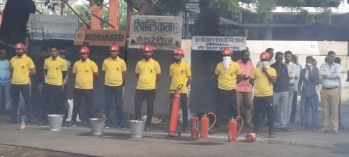 बघा व्हिडिओ – चित्तथरारक प्रात्यक्षिककांचे रेल्वे कारखान्यात सादरीकरण