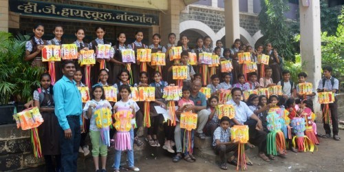दिवाळी सुट्टीतील आकाशकंदील तयार करणे कार्यशाळेतून नवनिर्मितीचा अभिनव उपक्रम