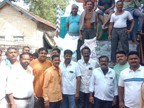 महाराष्ट्र सरकारकडून नागरिकांना (आनंदाचा शिदा ) दिवाळी भेट