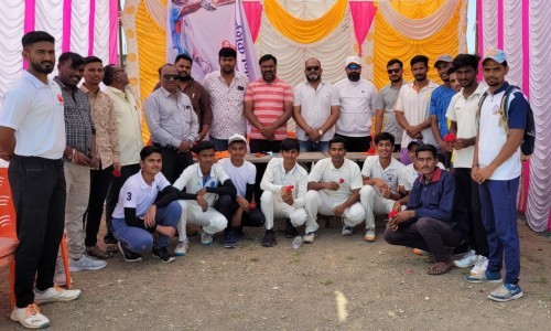 नांदगाव तालुका स्तरिय क्रिकेट संघाची मनमाड येथे निवड