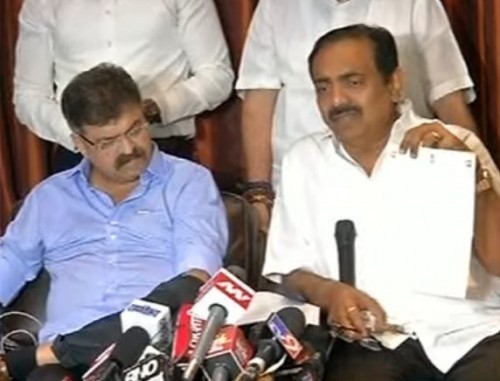 जितेंद्र आव्हाड यांचा आमदारकीचा राजीनामा !