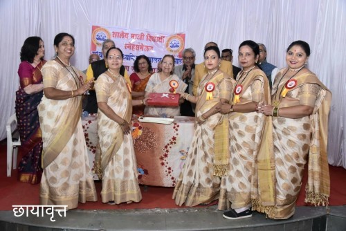 लोकसभेच्या मा.सभापती सुमित्राजी महाजन यांच्या प्रमुख उपस्थितीत इंडियन हायस्कुलचा शताब्दी महोत्सव सोहळा संपन्न…