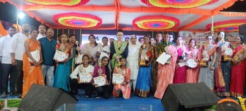 प्रभाग क्रमांक १० मध्ये होम मिनिस्टर .. खेळ पैठणीचा सन्मान स्त्री शक्तीचा कार्यक्रम उदंड प्रतिसादात संपन्न