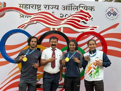 पुणे येथे सुरू असलेल्या महाराष्ट्र राज्य ऑलिम्पिक गेम्स मध्ये मुकुंद आहेर व दिया व्यवहारे ला सुवर्णपदक नूतन दराडे ला कांस्यपदक