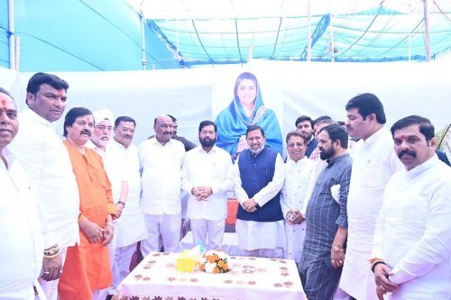 संभाजी नगर जिल्ह्यातील बिडकीन येथील ५६ व्या निरंकारी वार्षिक समागम सोहळ्याला मुख्यमंत्र्यांची उपस्थिती