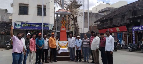 मनमाड मध्ये छत्रपती शिवाजी महाराज चौक येथे छत्रपती संभाजी महाराज पुण्यतिथी निमित्त प्रतिमा पूजन