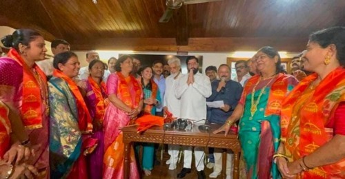 नाशकातील ठाकरे गटातील पदाधिकाऱ्यांचा शिवसेनेत प्रवेश