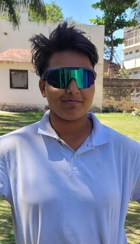 नंदुरबार जिल्हा संघात भुमी क्रिकेट अकॅडमीतील महिला खेळाडु साक्षी शुक्लाची निवड