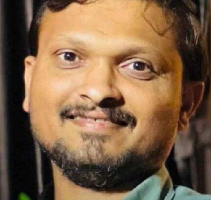 ऑनलाइन रमी खेळण्यात हरला अन् गळफास घेत केली आत्महत्या