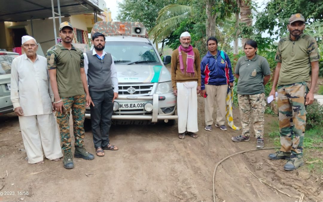 पाच दिवसापासून कोरड्या विहिरी पडलेला पाळीव कुत्र्याला जीवदान