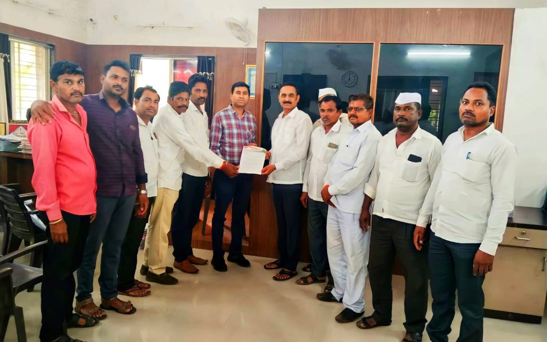 नांदगाव तालुक्याची पिक आणेवारी चुकीची राष्ट्रवादी कॉग्रेस ( शरद पवार ) गटाचे तहसिलदार यांना निवेदन