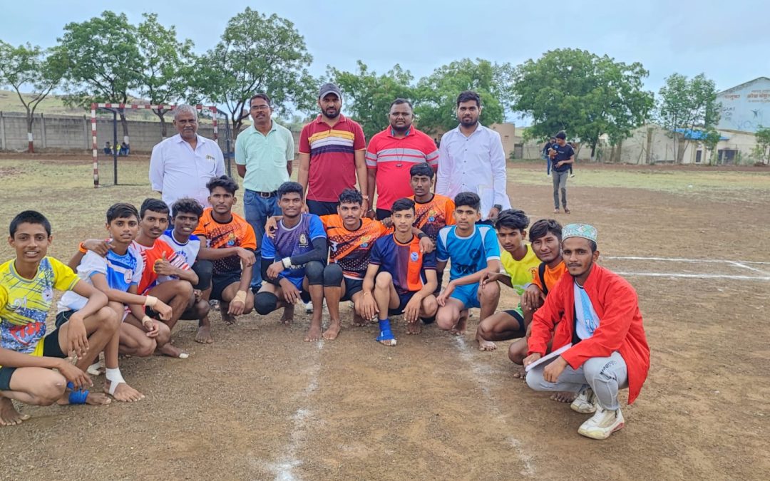 तालुकास्तरीय कबड्डी स्पर्धेत मनमाड कनिष्ठ महाविद्यालयाच्या मुलांचा संघ विजयी