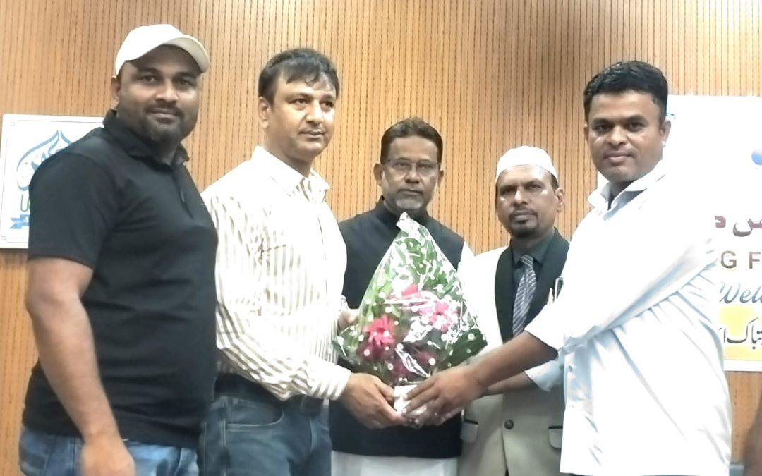 एम.पी.एल.क्रिकेट ग्रुप,मनमाड तर्फे डॉ.रिजवान खान (मालेगाव) यांचा सत्कार