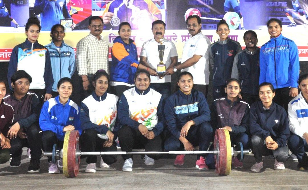 कृष्णा व्यवहारे व मेघा आहेर यांनी पटकावला सर्वोत्कृष्ट खेळाडूचा बहुमान