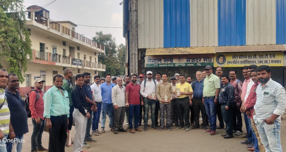 छत्रपती शिवाजी महाराज जयंती निमित्त निबंध स्पर्धा
