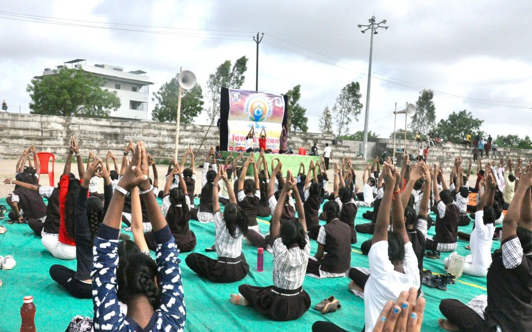 छत्रे विद्यालयात विश्व योग दिन उत्साहात