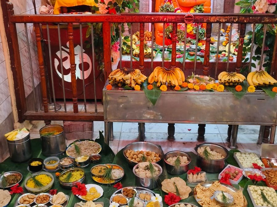 बघा व्हिडिओ-भाद्रपद महागणेशोत्सव 2024 निमित्त वेशीतील प्राचीन श्री निलमणी गणेश मंदीरात सलग 10 वर्षी