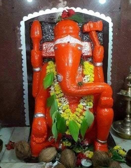 वैशाख मास संकष्ट चतुर्थी निमित्त शुक्रवार दिनांक 16/05/2025 रोजी वेशीतील श्री निलमणी गणेश मंदिरात धार्मिक कार्यक्रम