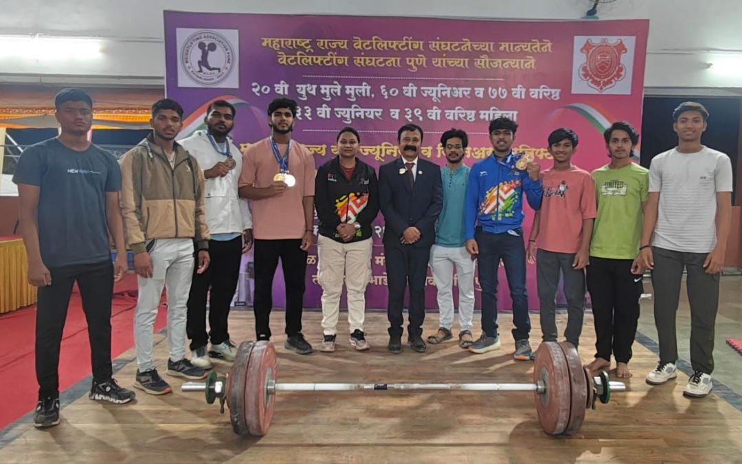 तीन सुवर्ण व तीन रौप्य पदकासह मनमाडच्या खेळाडूंची उत्कृष्ट कामगिरी