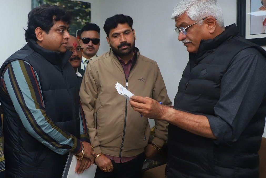 मतदार संघातील धार्मिक स्थळ विकासासाठी केंद्राकडून निधी मिळावा – आ. कांदेच्या शिष्ट मंडळाने घेतली केंद्रीय मंत्र्यांची भेट