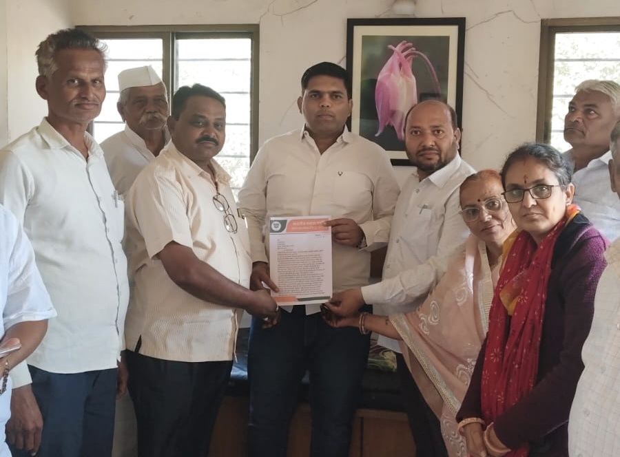 मनमाड पाठोपाठ नांदगाव भाजपा मध्ये नाराजीनाट्य, सानप, छाजेड यांच्यावर कारवाईची मागणी