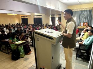 भाषेचा गौरव म्हणजे संस्कृतीचा गौरव : प्राचार्य डॉ. अरुण पाटील