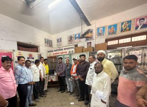 मनमाड सार्वजनिक वाचनालयाच्या 112 व्या वर्धापन दिना निमित्त “संगणक कक्षाचा शुभारंभ –