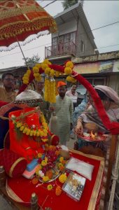 मनमाड शहराचे चे आराध्य दैवत श्री निलमणीच्या पार्थिव मूर्तीची स्थापना  पालखी मिरवणुक पारंपरिक   थाटात संपन्न