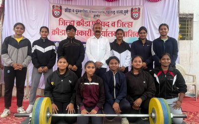 राज्यस्तरीय शालेय वेटलिफ्टिंग स्पर्धेसाठी मनमाडच्या १७ खेळाडूंची निवड