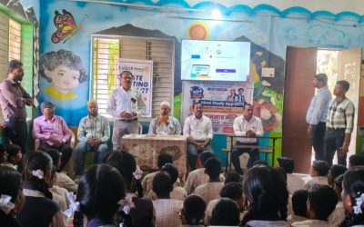 रोटरी मनमाड मॅजिक तर्फे दहावीच्या विद्यार्थ्यांना स्टडी ऍप वाटप